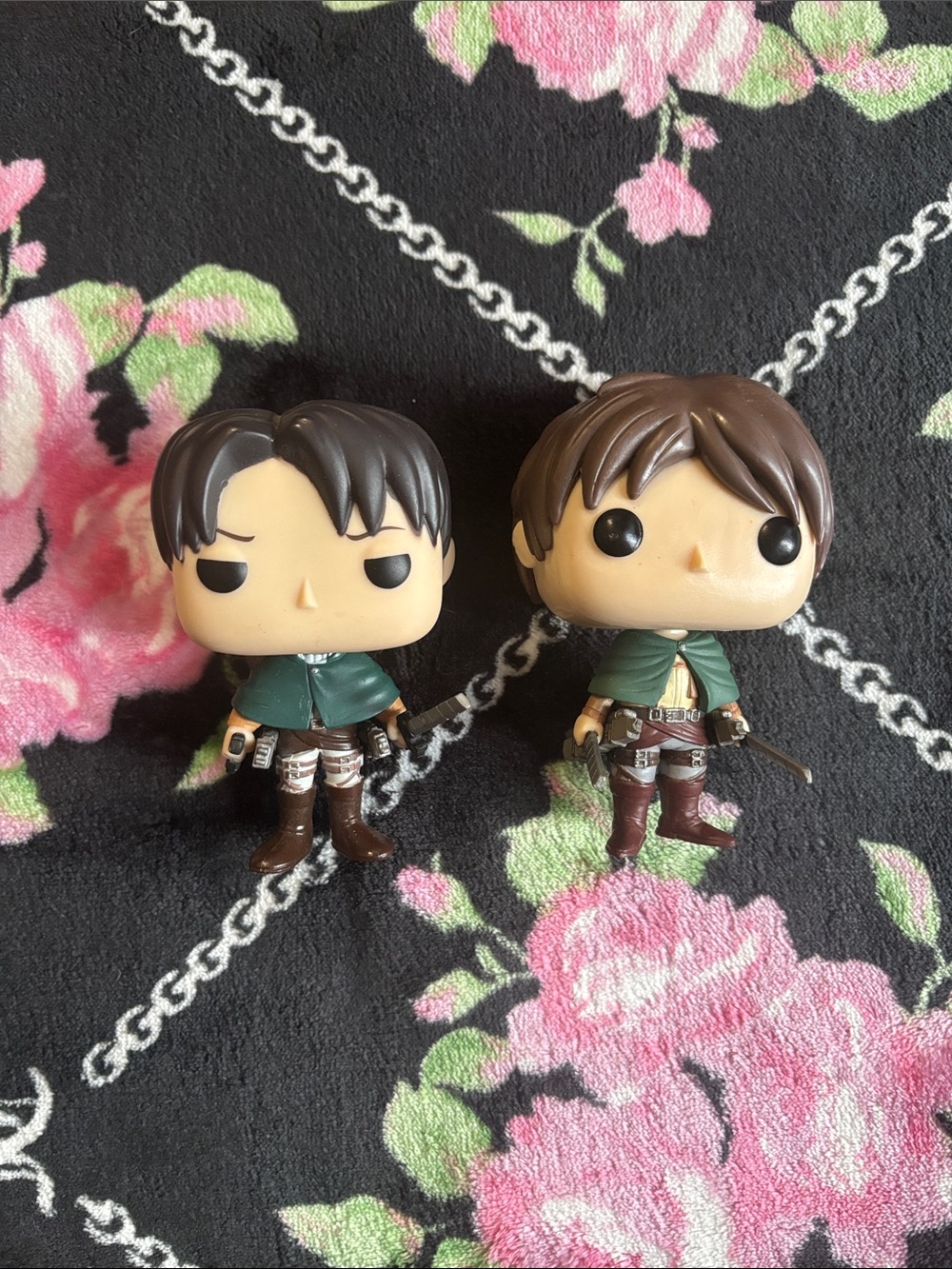 Attack on Titan Eren Yeager and Levi Ackerman Funko Pop lot/bundle
